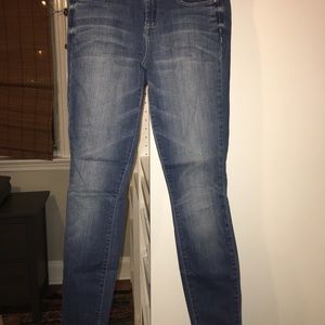 Women’s jeans